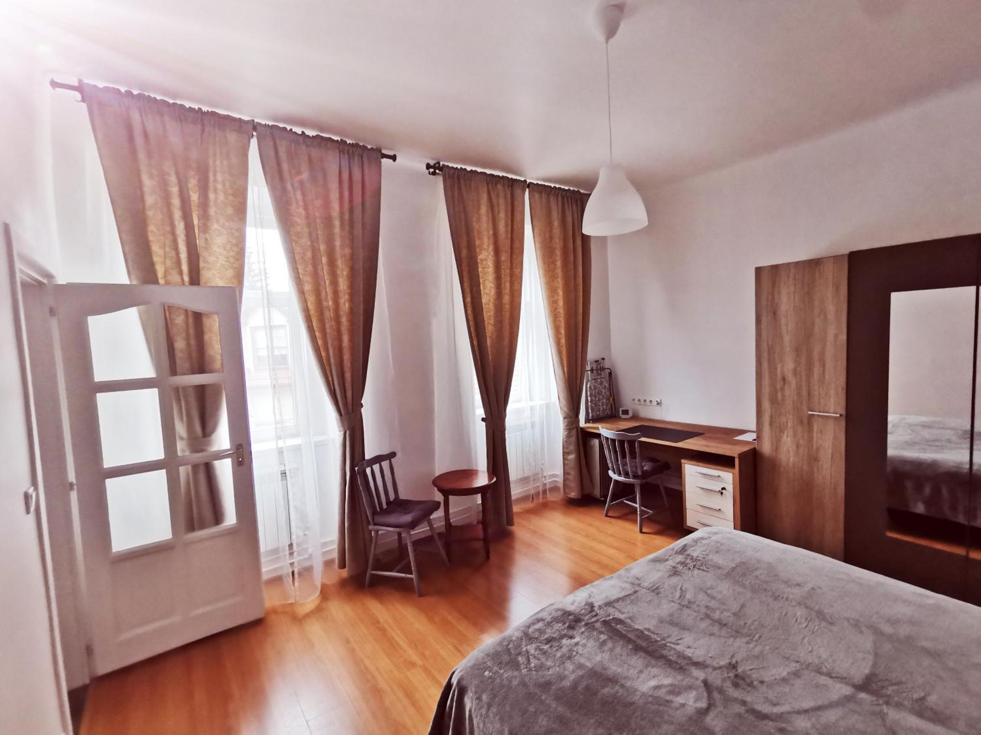 Jokai Sopron Apartment Екстер'єр фото