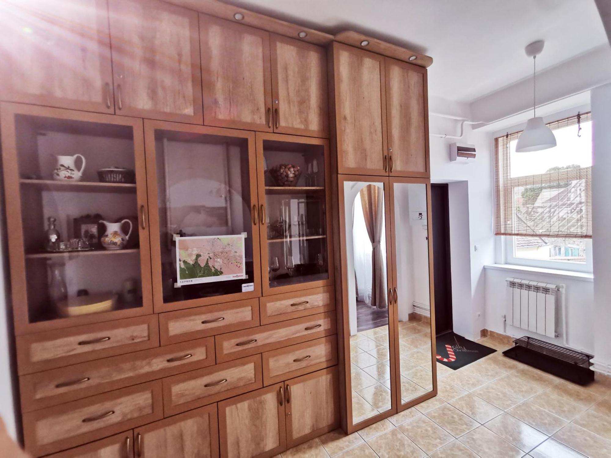Jokai Sopron Apartment Екстер'єр фото